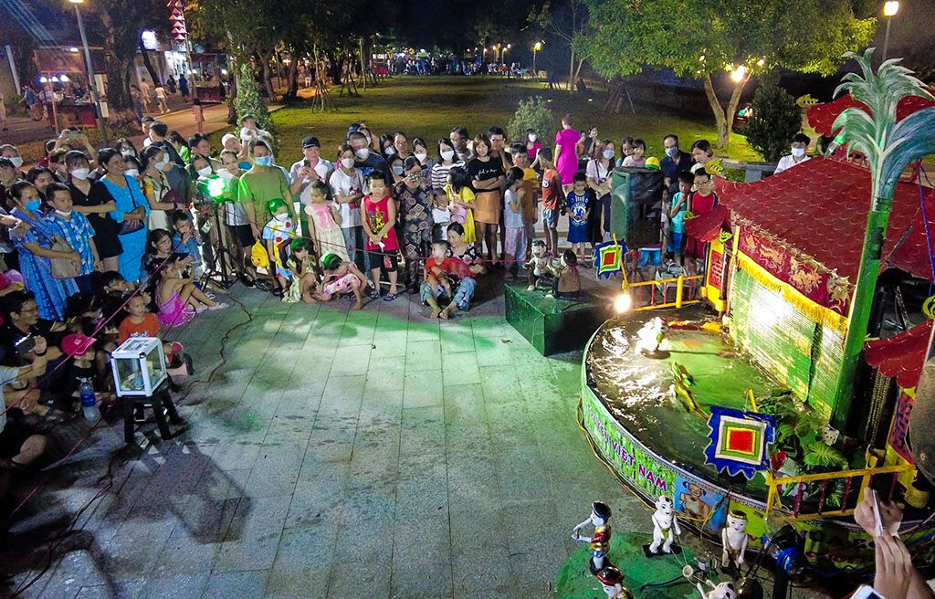 Experience Hue’s vibrant serenity in the evening glow